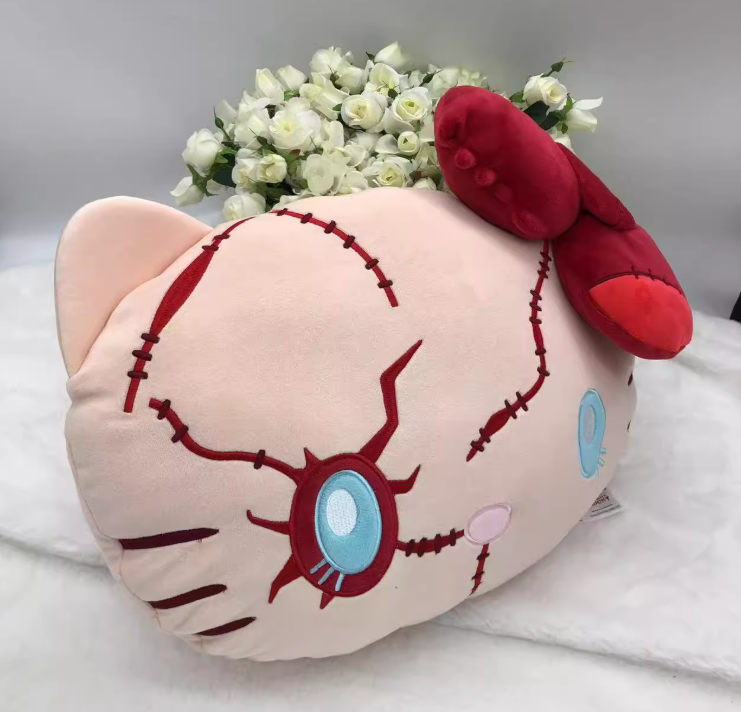 HELLO KITTY Chucky Face Cushion