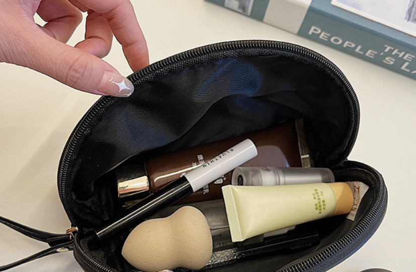 Hello Kitty Cosmetic Bag Portable Storage Black Makeup Hand Bag