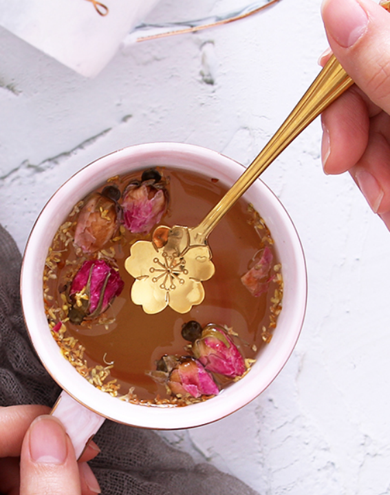 Pink Ceramic Cat Paw Mug With A Gold Flower Spoon