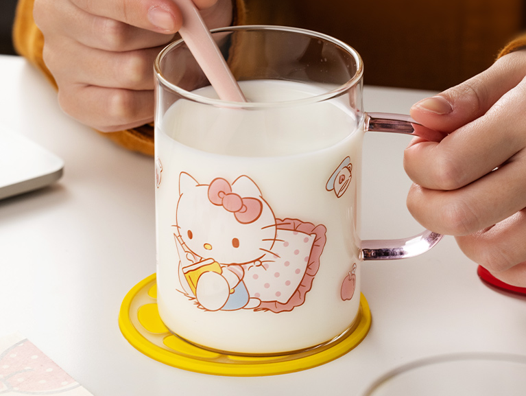 Hello Kitty Glass Coffee Tea Mug 15.2oz Cute Cup