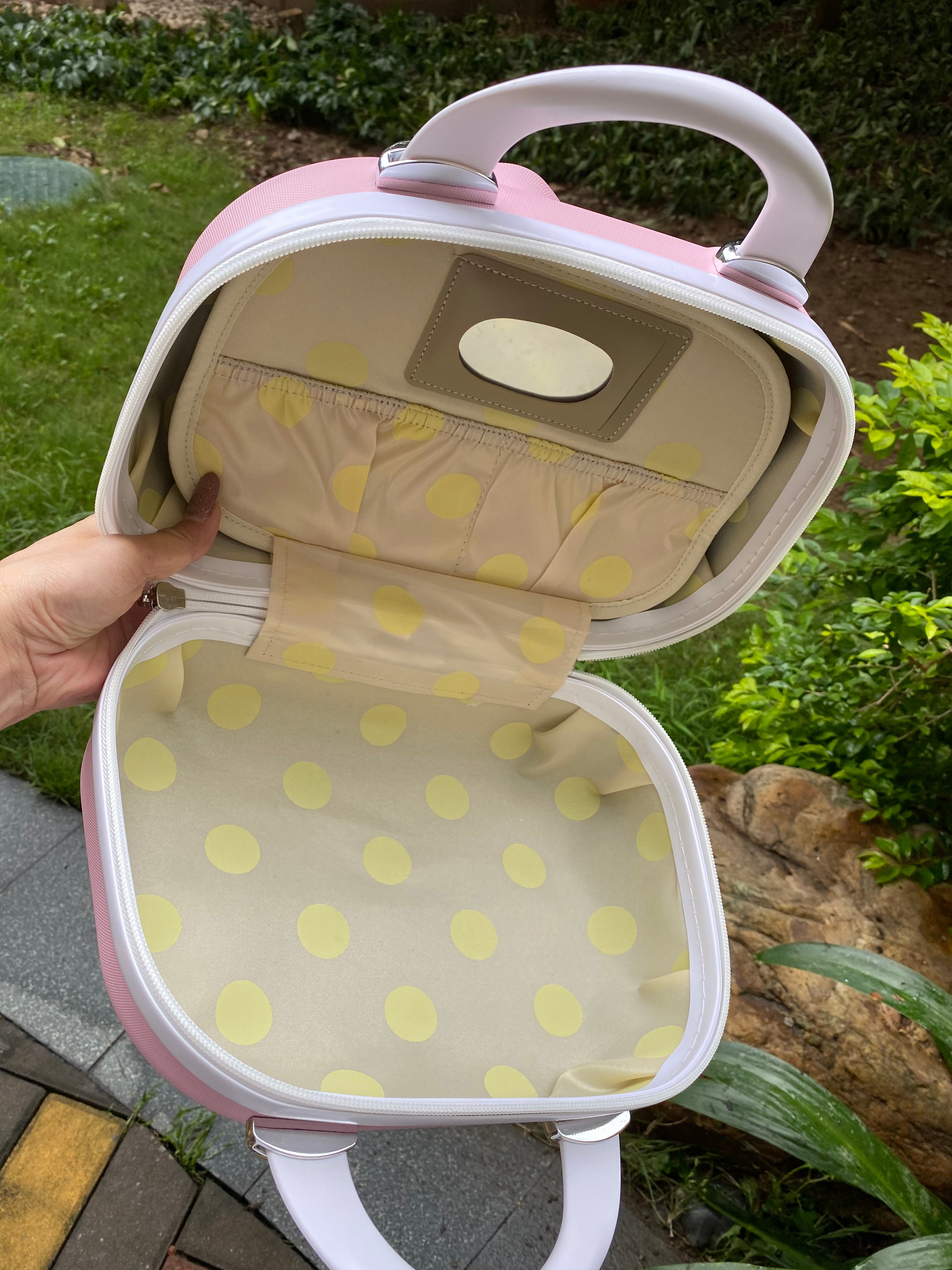 Hello Kitty Cosmetic Case Bag Makeup Bag Small Light Suitcase