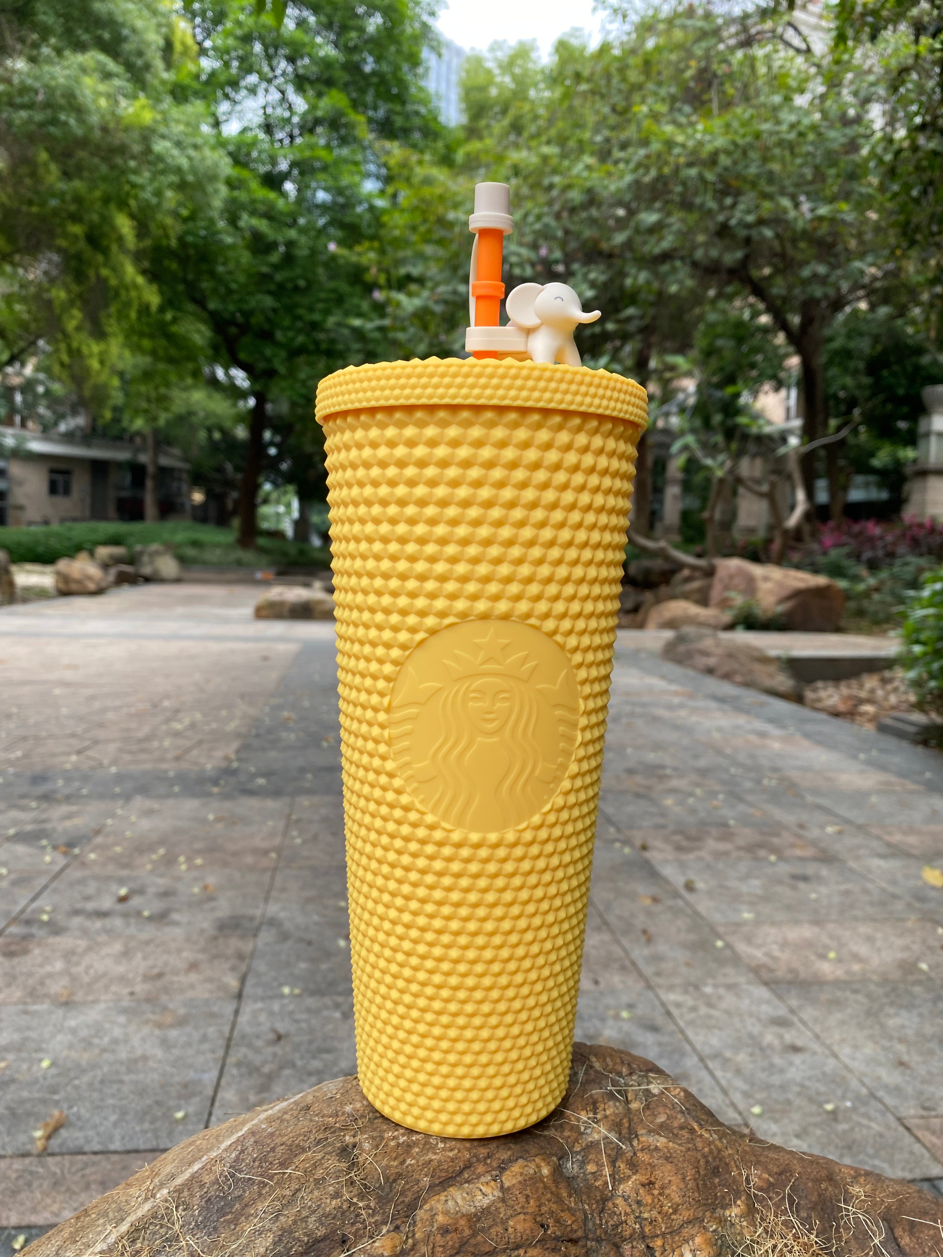 2023 Starbucks Taiwan Yellow Studded 24oz Straw Cup With Elephant Topper
