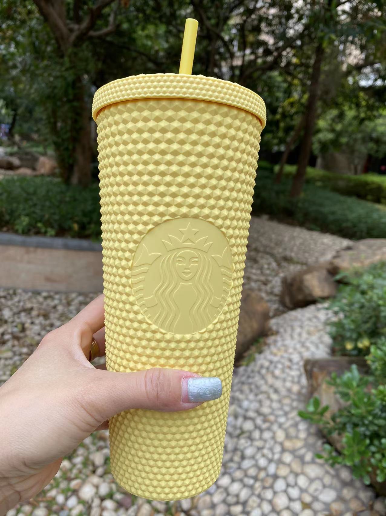 2021 Starbucks Taiwan Lemon Yellow Studded straw cup 24Oz popular studded