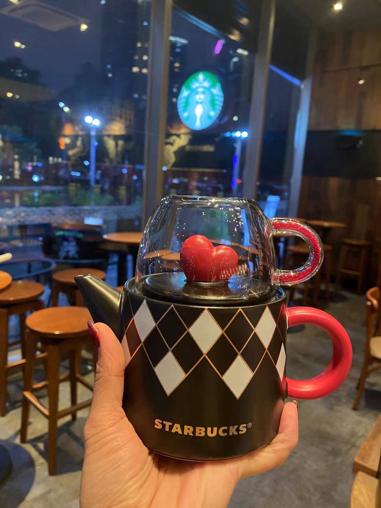 PRE ORDER Starbucks 2022 China Valentine's Day Checkboard Cup Pot Set 21oz Pot 5oz Glass