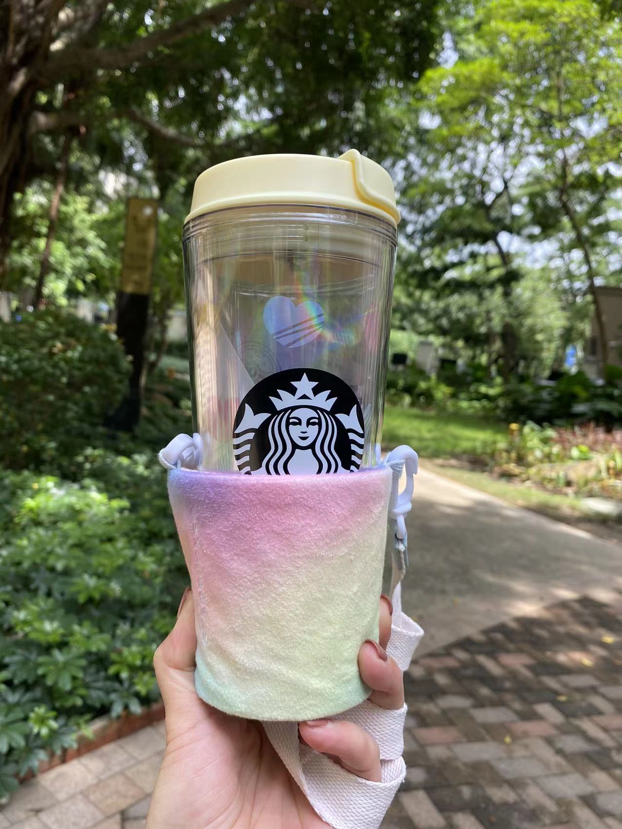 Starbucks 2021 Korea White Valentine's 16oz Plastic Cup with One Shoulder  Cup Holder