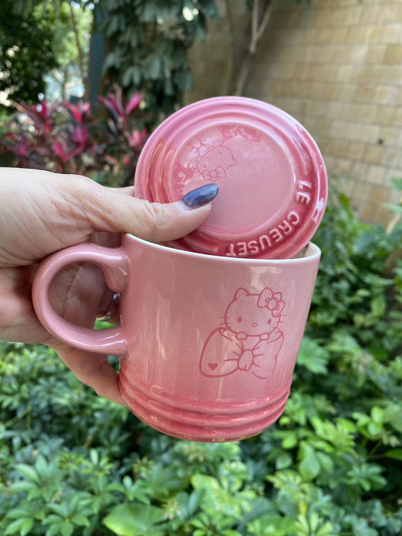 Hello Kitty Ceramic Coffee Tea Mug With Lid 11.1oz Pink Cup