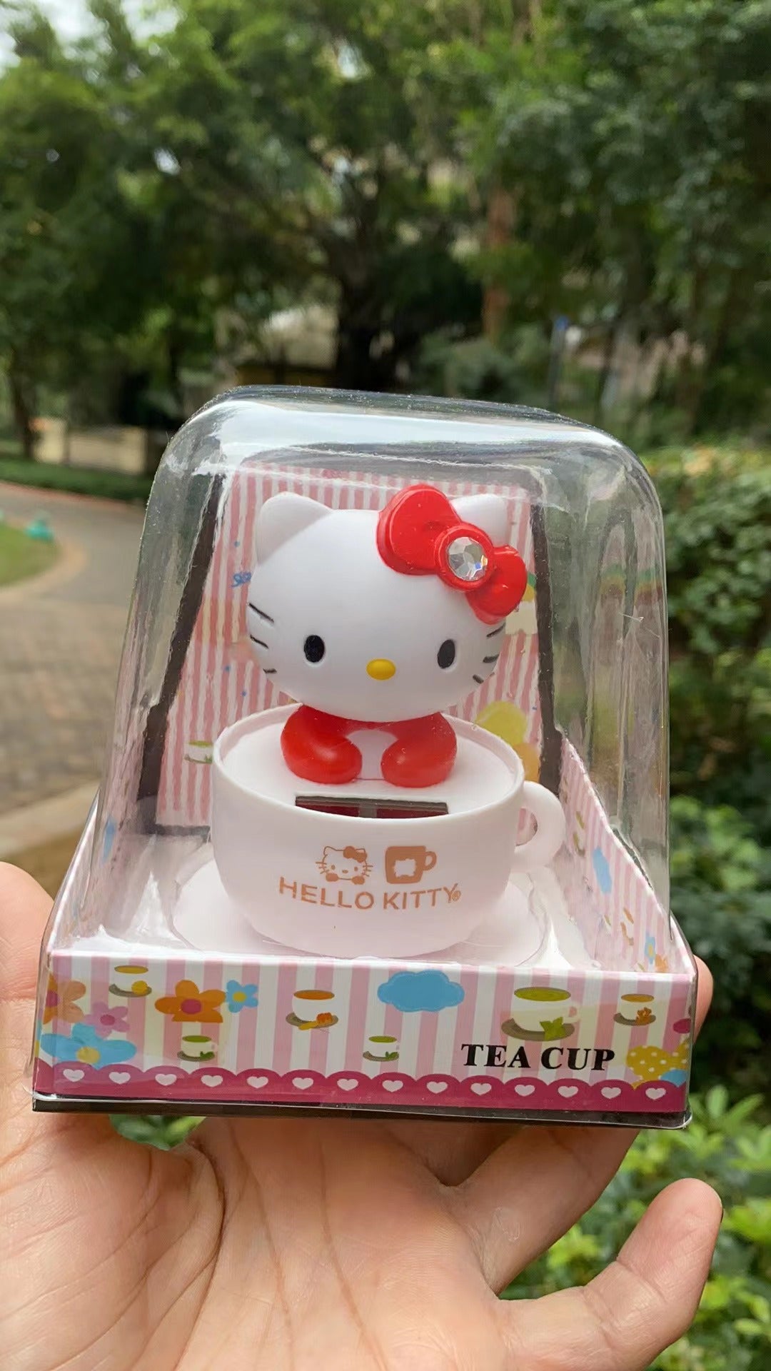 Hello Kitty Moving Head Solar Car Decoration Pink Red Purple Set Of 3 Ornaments