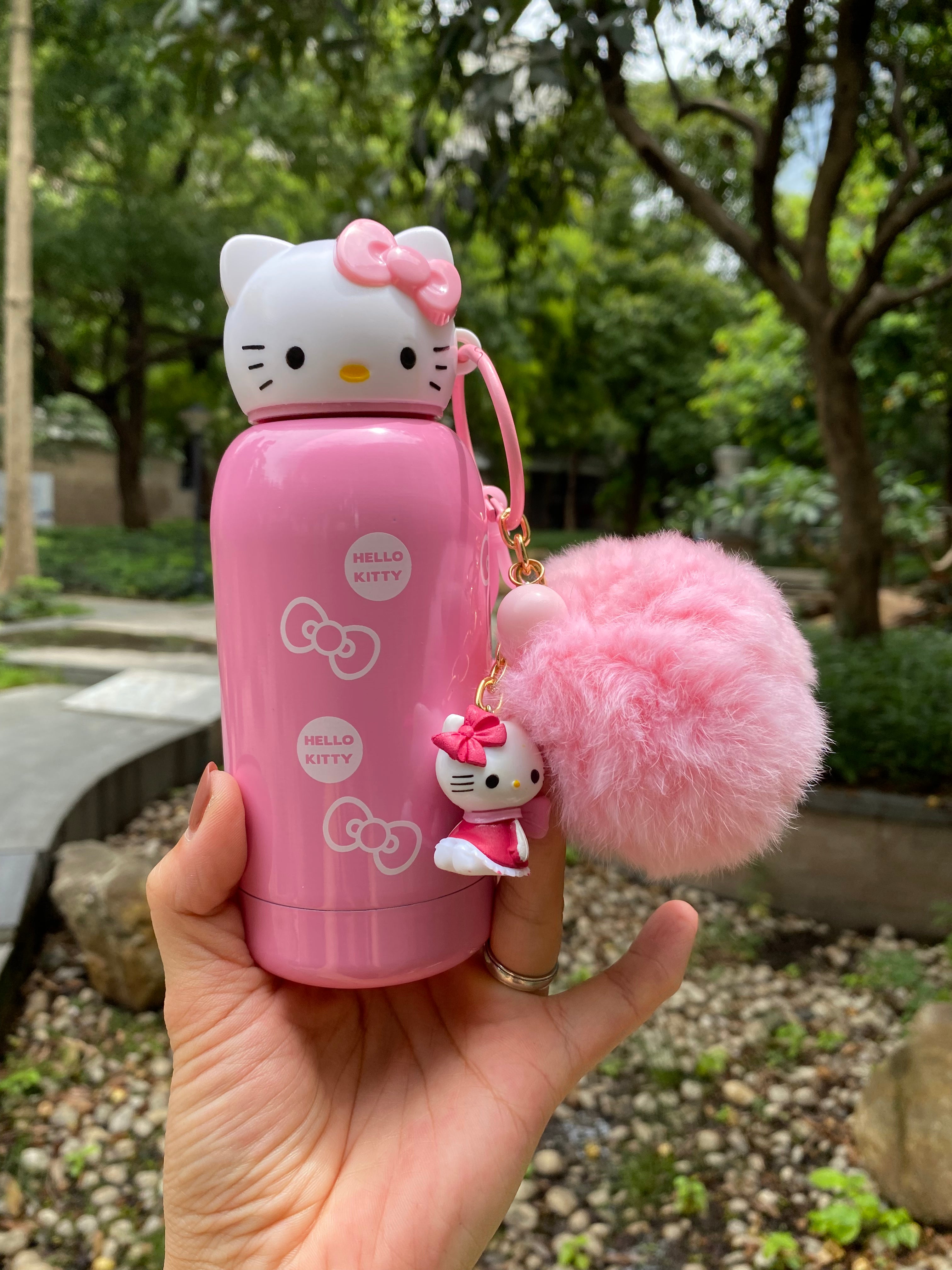 Hello Kitty Cold Water Stainlesss Steel Bottle With Pendant Pink Cup W