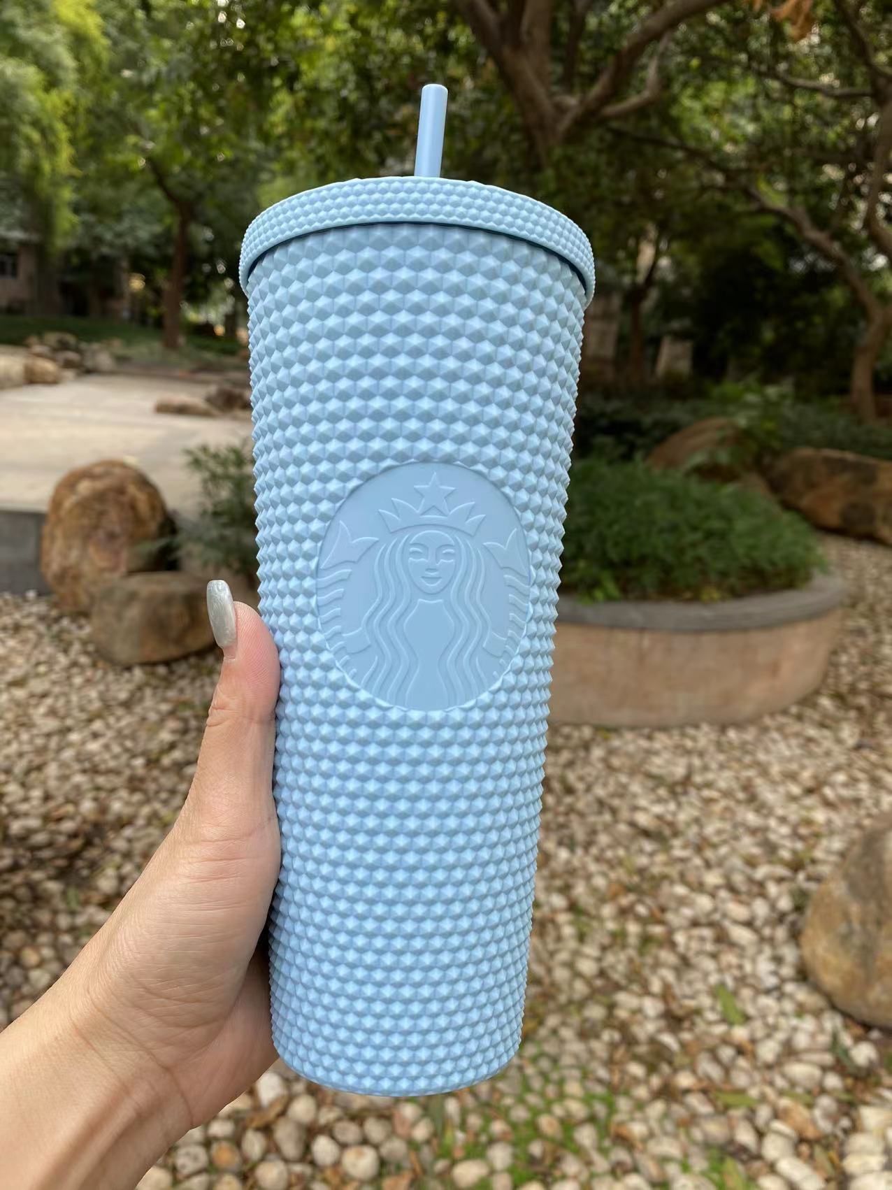 Starbucks 2021 Taiwan Christmas Blue Studded 24oz Tumbler Straw Cup