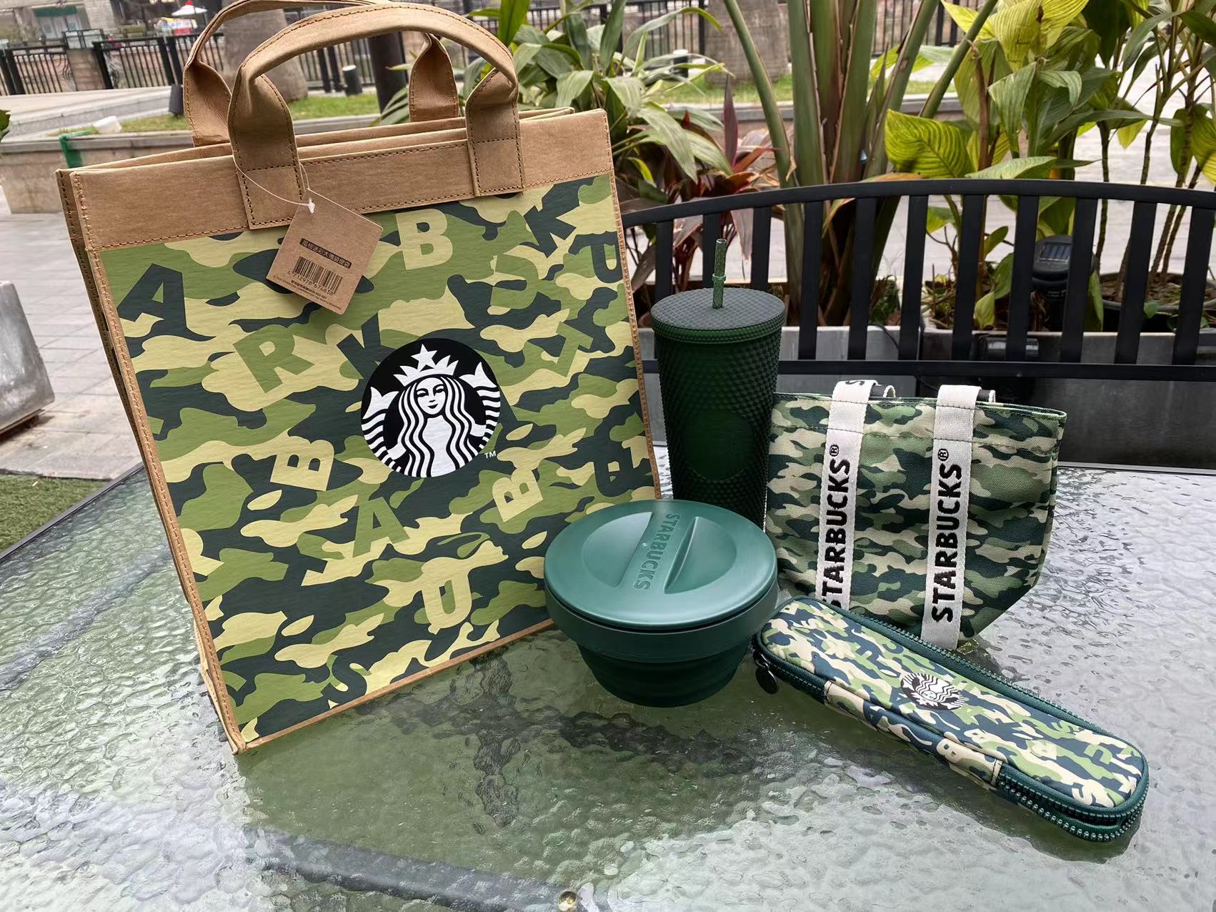 Starbucks 2022 Taiwan Camo Green Set With Jelly Green Studded And Camo Bags