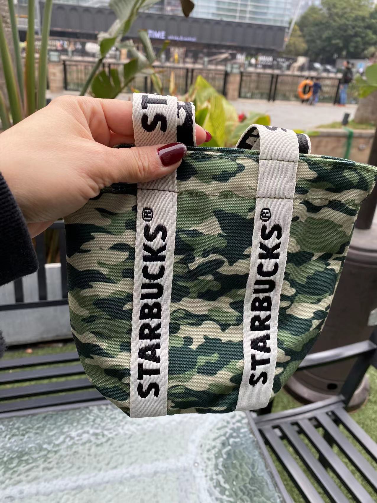 Starbucks 2022 Taiwan Camo Green Set With Jelly Green Studded And Camo Bags