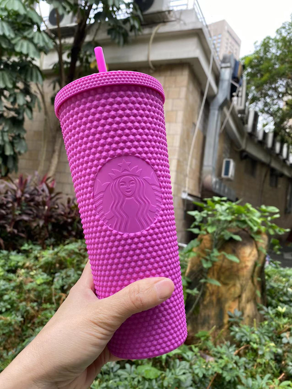 promotion Starbucks Taiwan purple matte straw studded cup 24oz